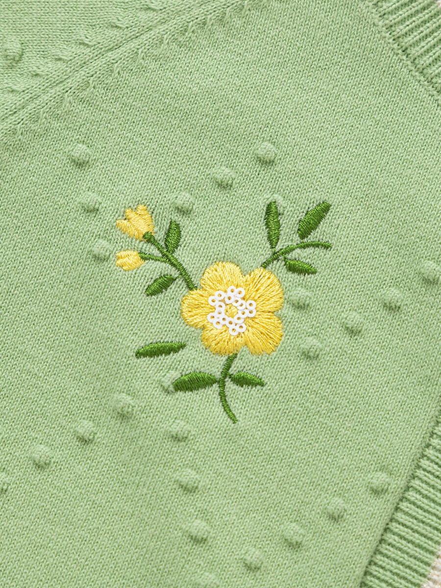 Knitted Cardigan with Embroidery