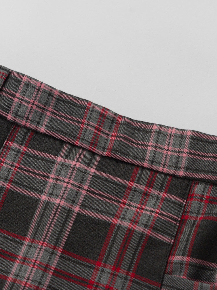 Plaid Skirt with Pleated Design