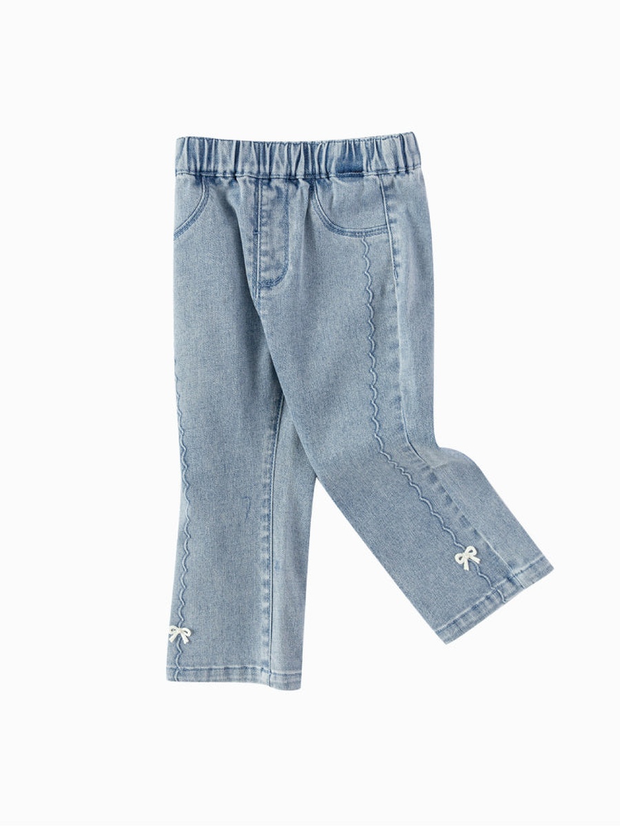 Denim Jeans with Scalloped Stitching