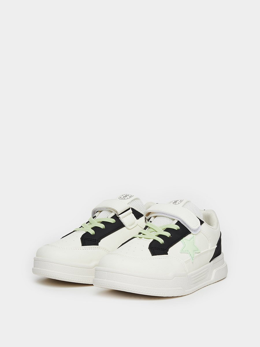 Boys Contrast Panel Star Detail Sneakers