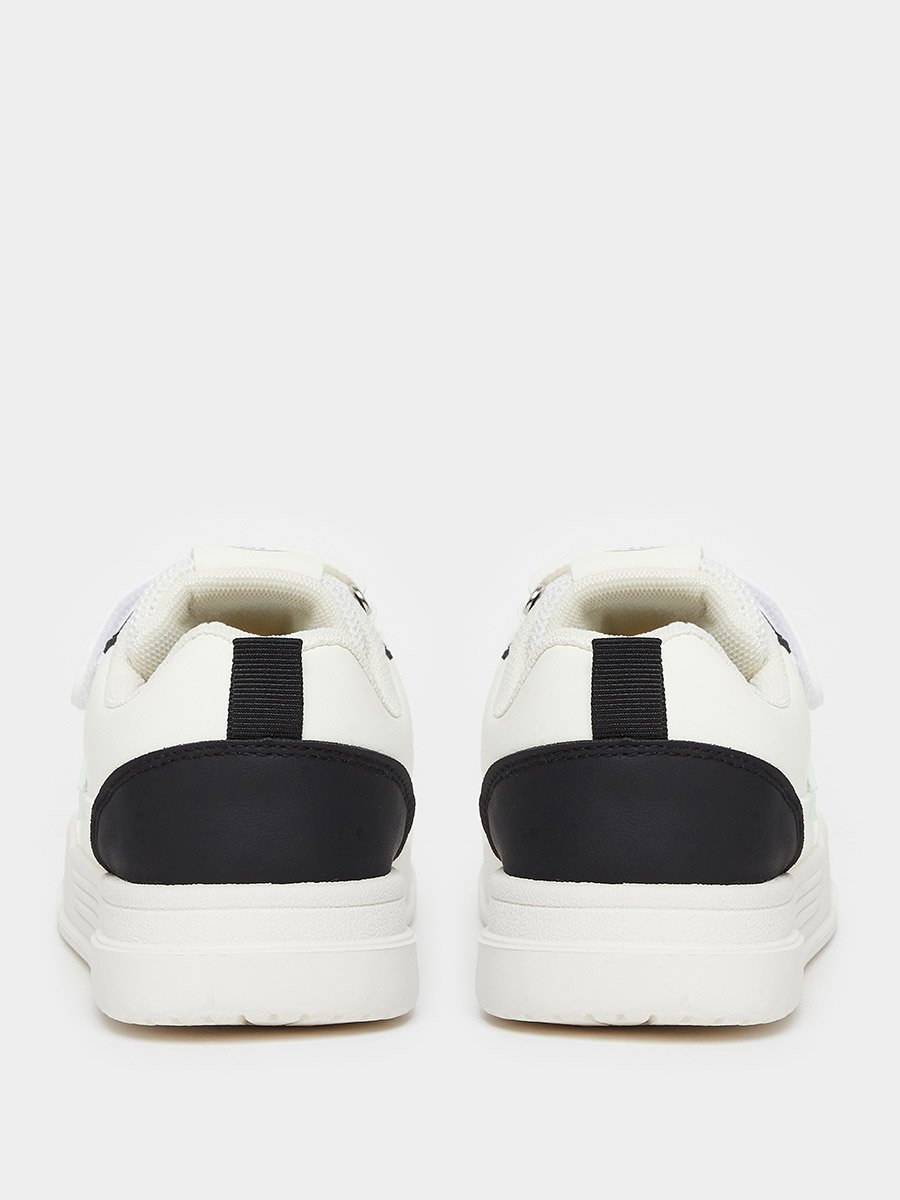 Boys Contrast Panel Star Detail Sneakers