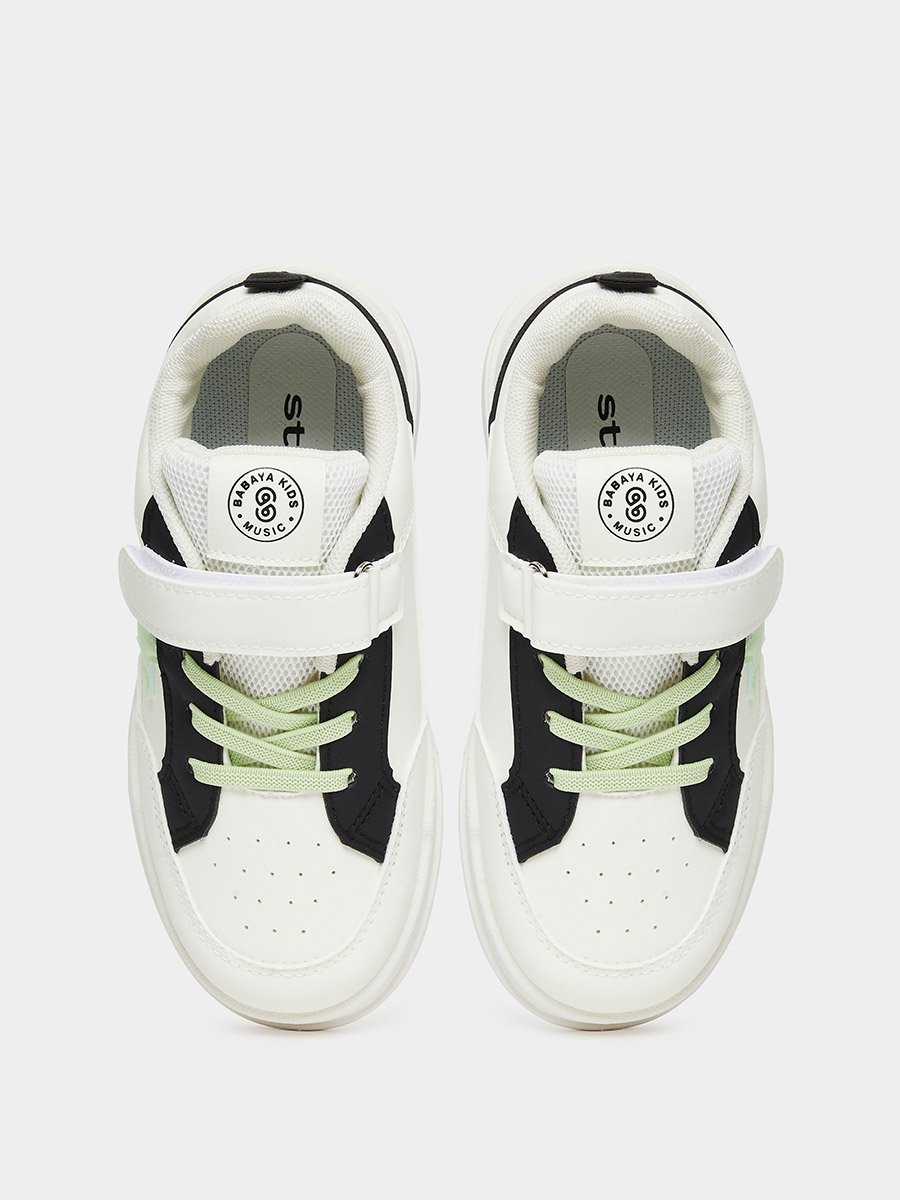 Boys Contrast Panel Star Detail Sneakers