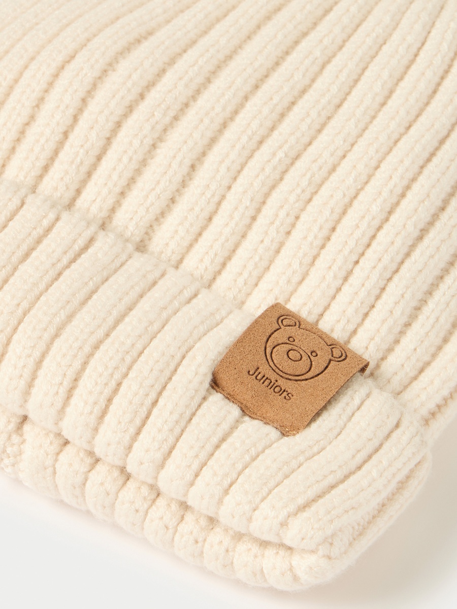 Juniors Pom Pom Detail Beanie