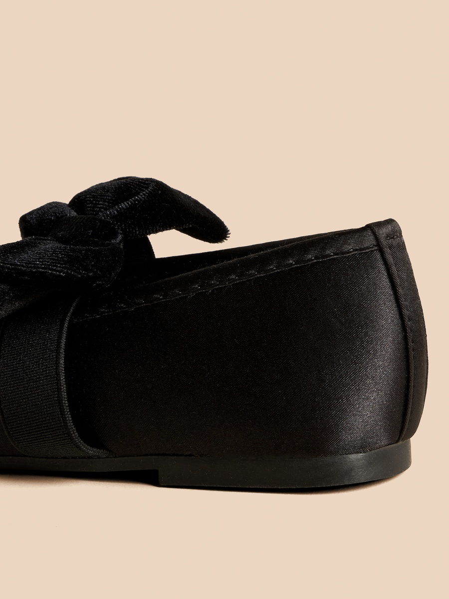 Bow Accent Ballerina Shoes with Elasticated Strap
