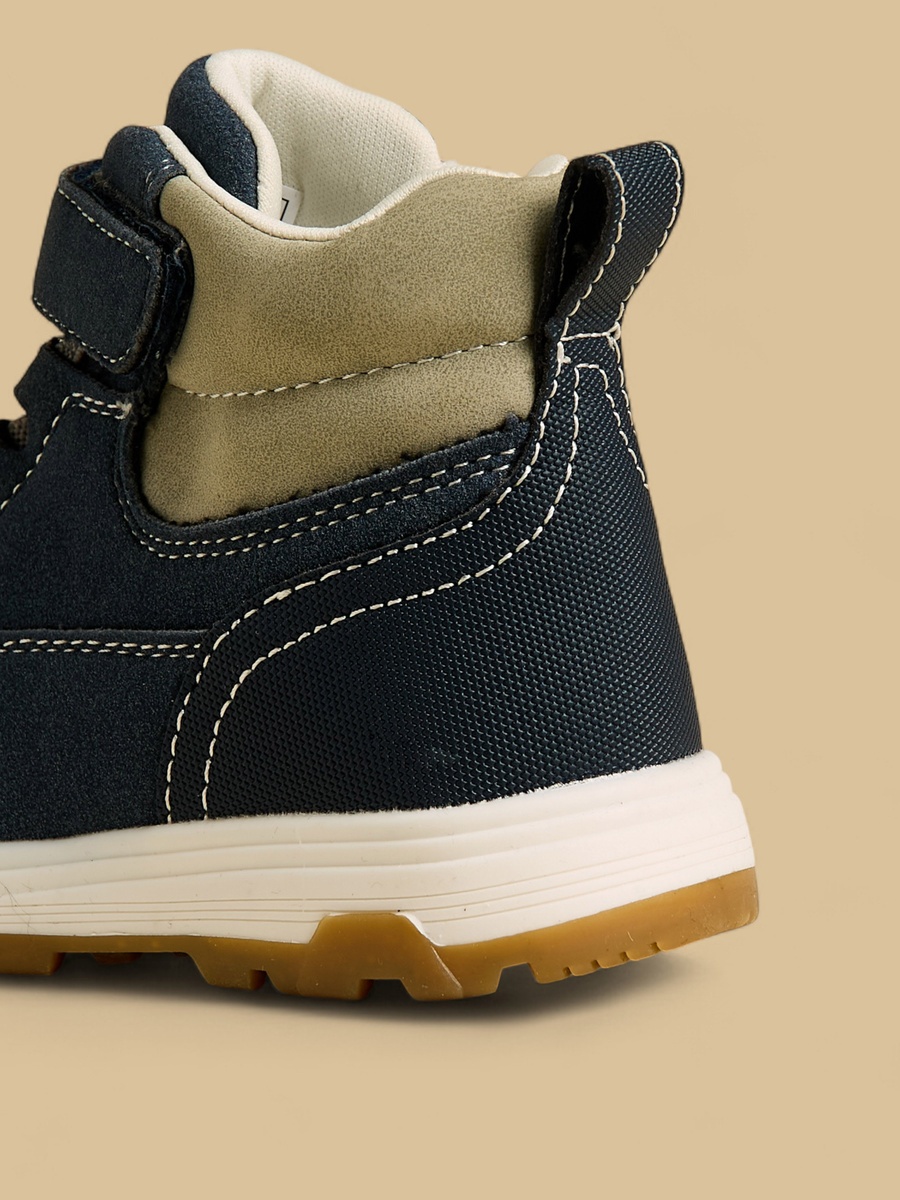 Colourblock Quilted Boots with Hook and Loop Closure