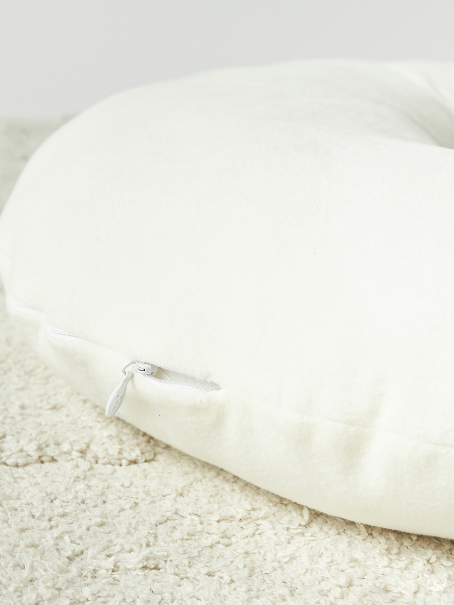 Applique Detail Nursing Pillow