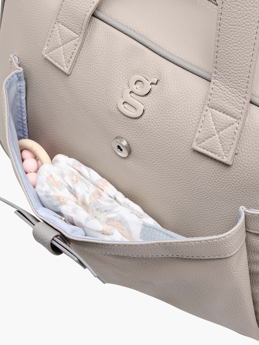Solid Diaper Bag with Zip Closure and Double Handle