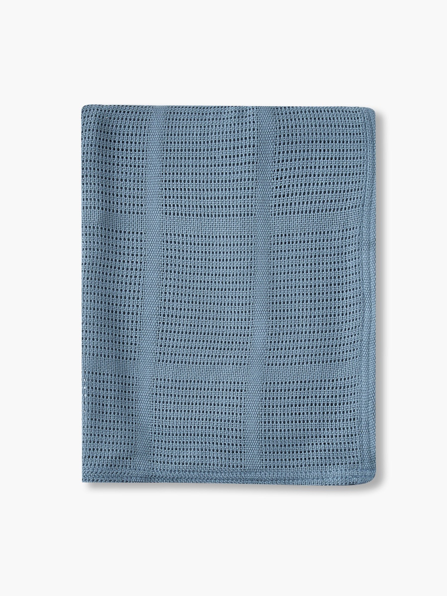 Blanket with Cellular Knit Design - 80x100 cm
