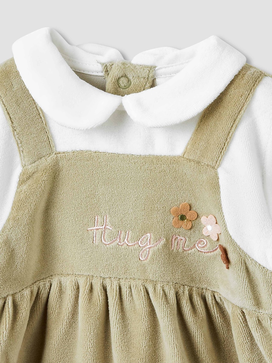 Embroidered Pyjama Set with Long Sleeves and Peter Pan Collar