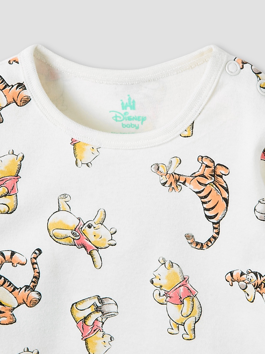 Winnie the Pooh and Tigger Print Cotton Pyjama Set