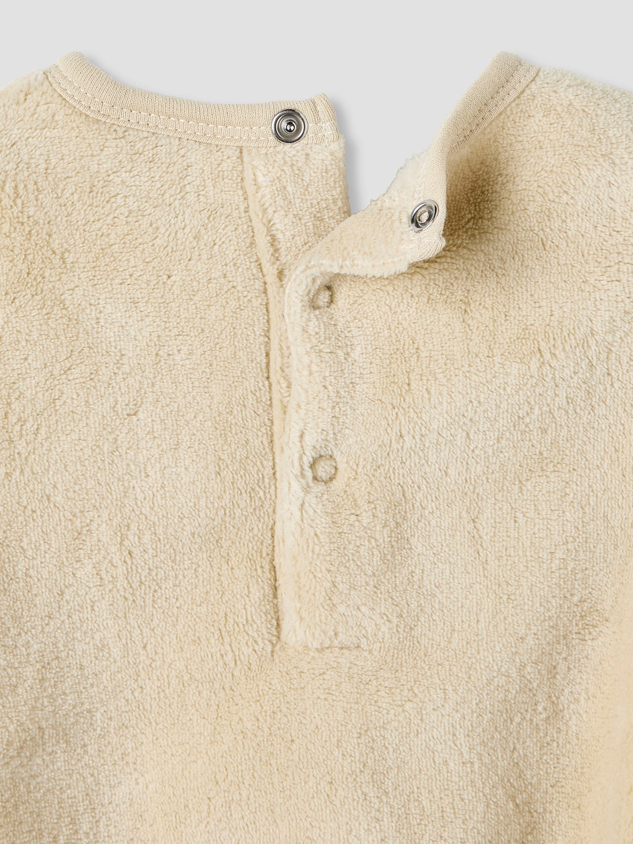 Round Neck Sleepsuit with Tiger Applique