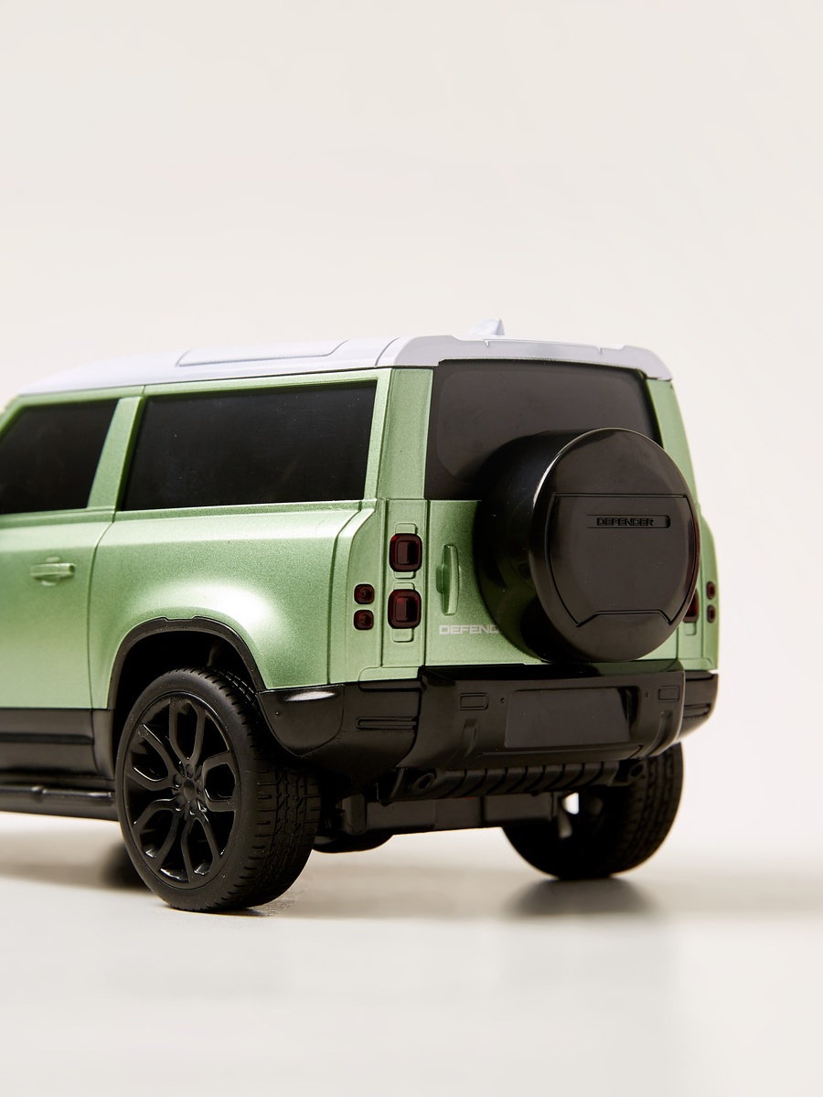 RW 1:24 Range Rover Defender Remote Control Car