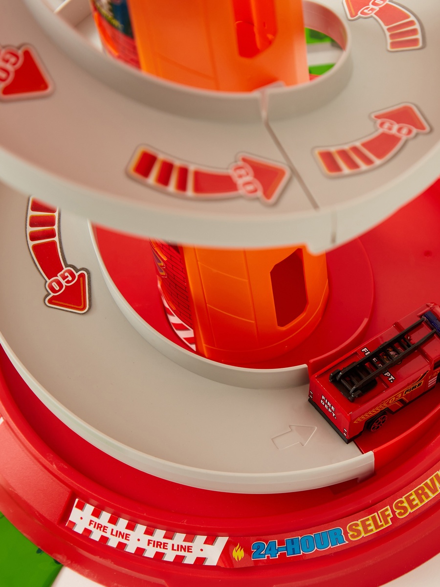 Xiao Bai Cai 26-Piece Circulation Garage Parking Lot Fire Playset