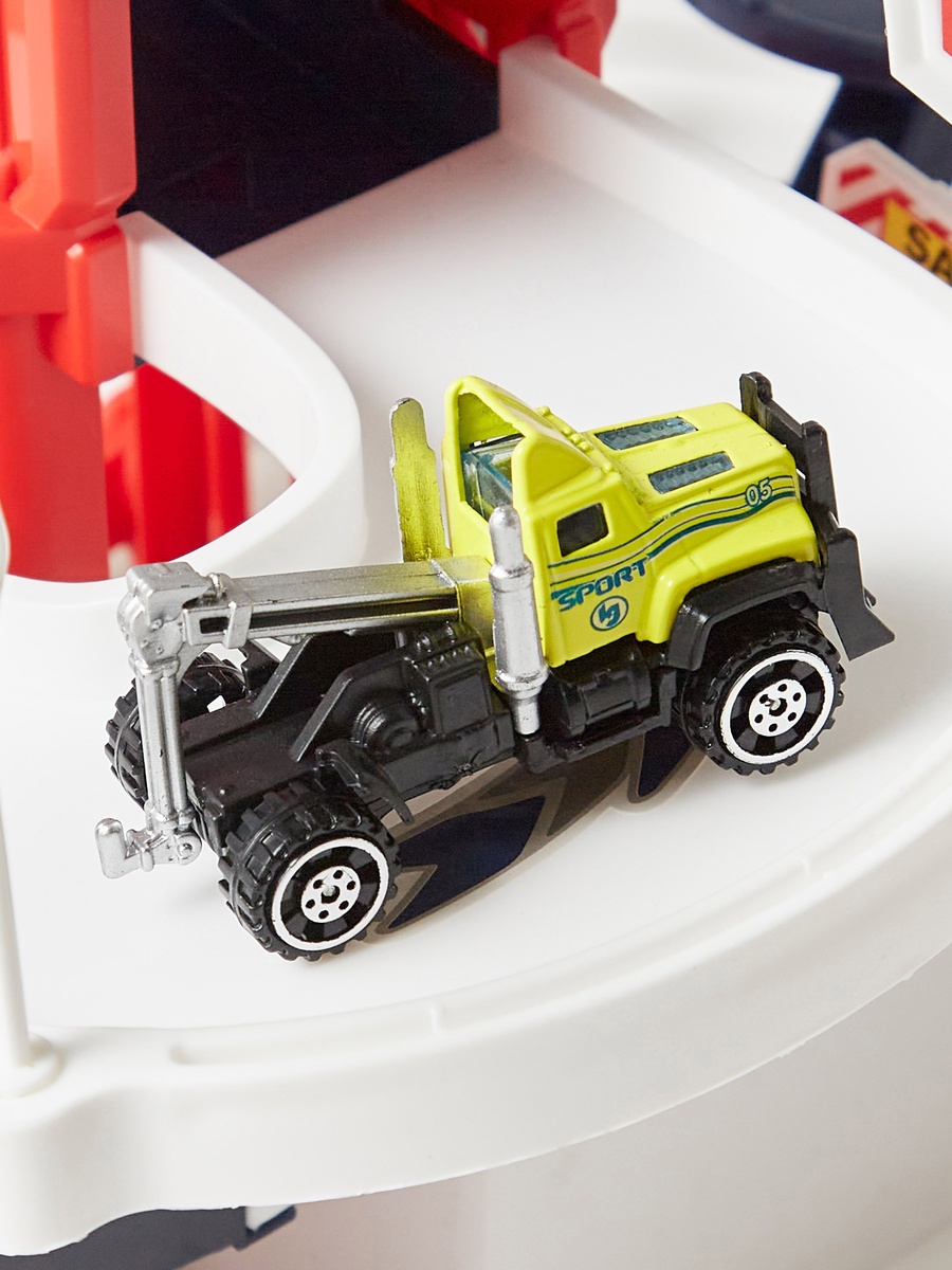 Xiao Bai Cai Parking Lot Playset