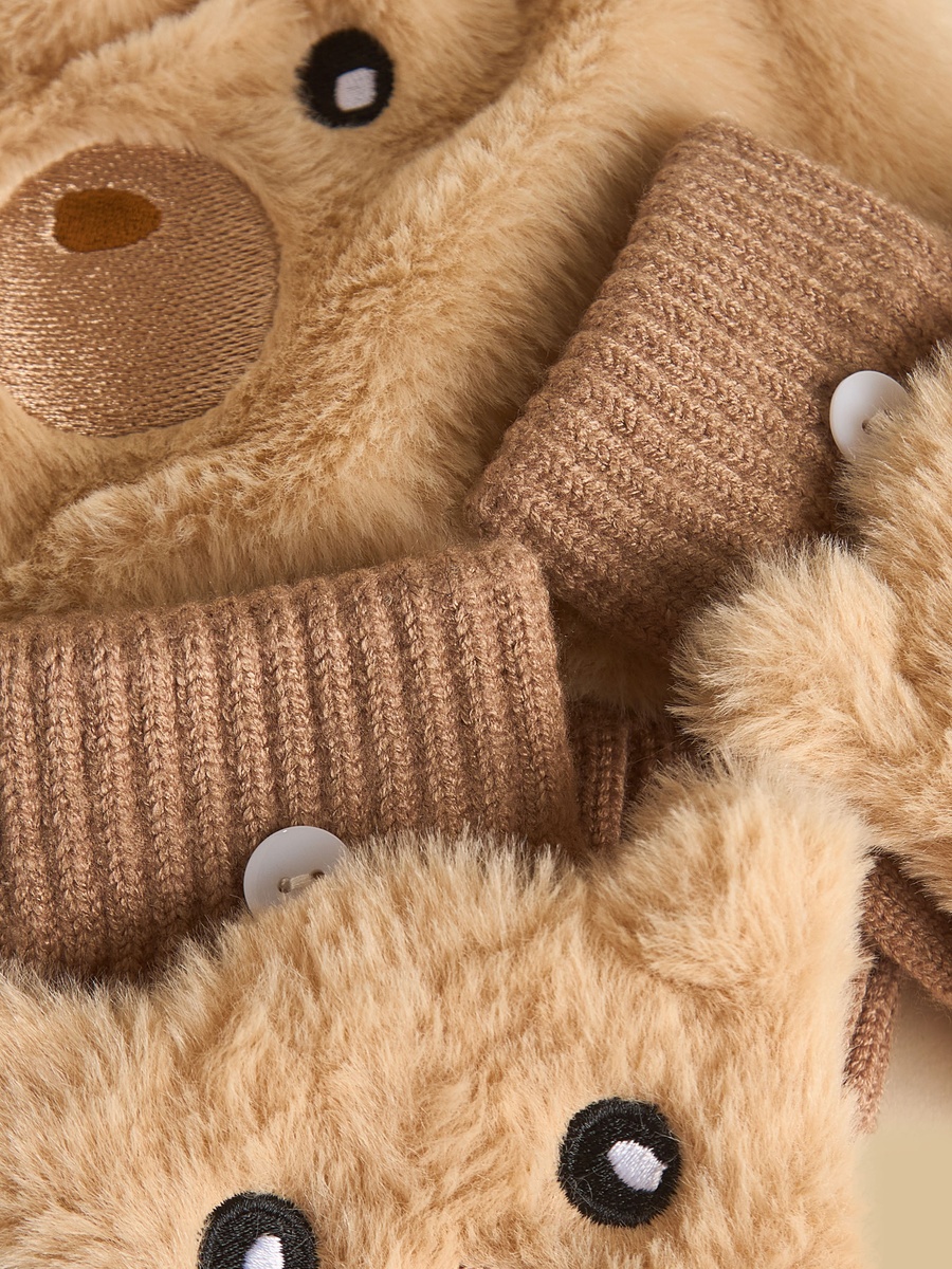 Animal Embroidered Cap with Gloves