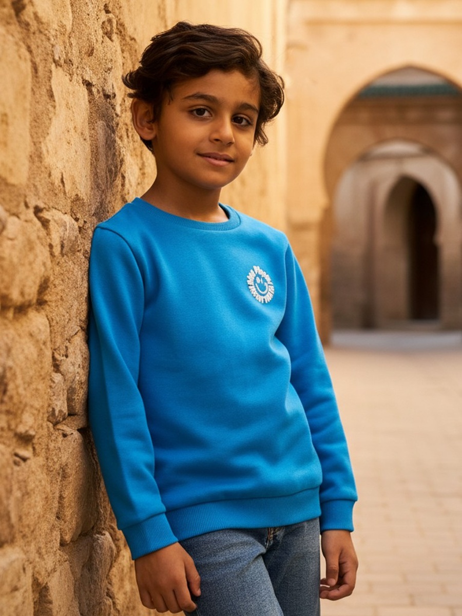 سويت شيرت بزخارف شعار