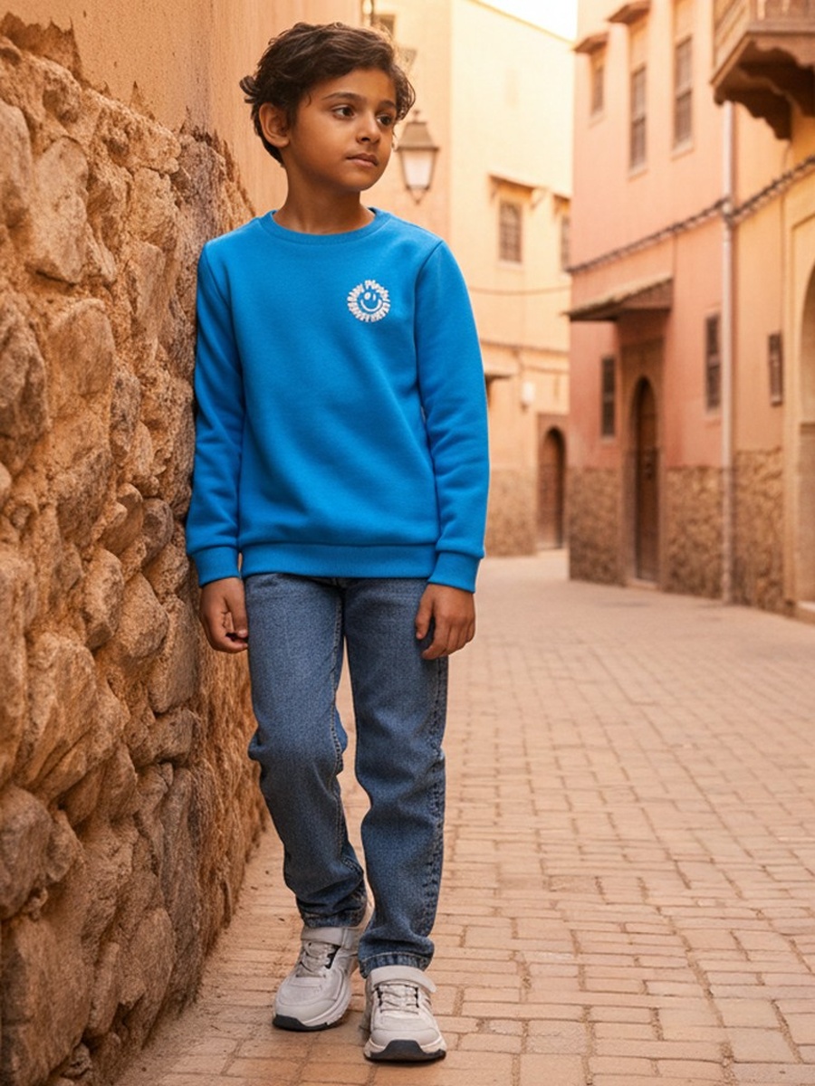 سويت شيرت بزخارف شعار