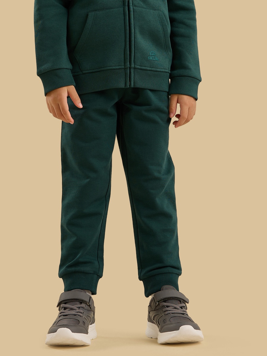 Mid-Rise Joggers with Pockets