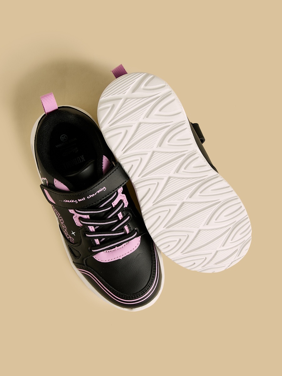 Kuromi Print Sports Shoes with Hook and Loop Closure