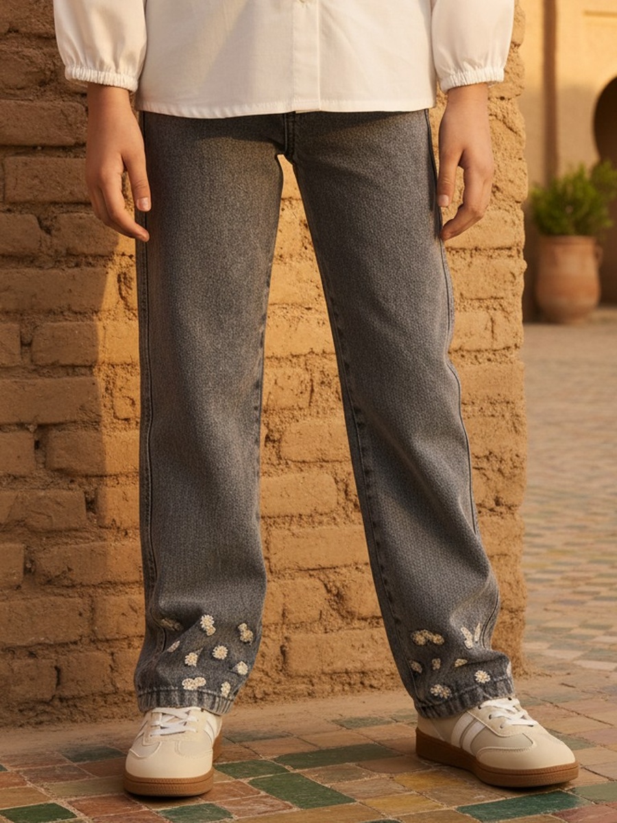 Embroidered Wide Leg Jeans