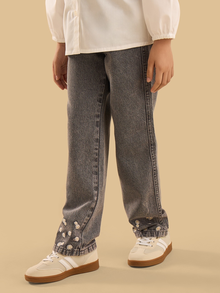 Embroidered Wide Leg Jeans