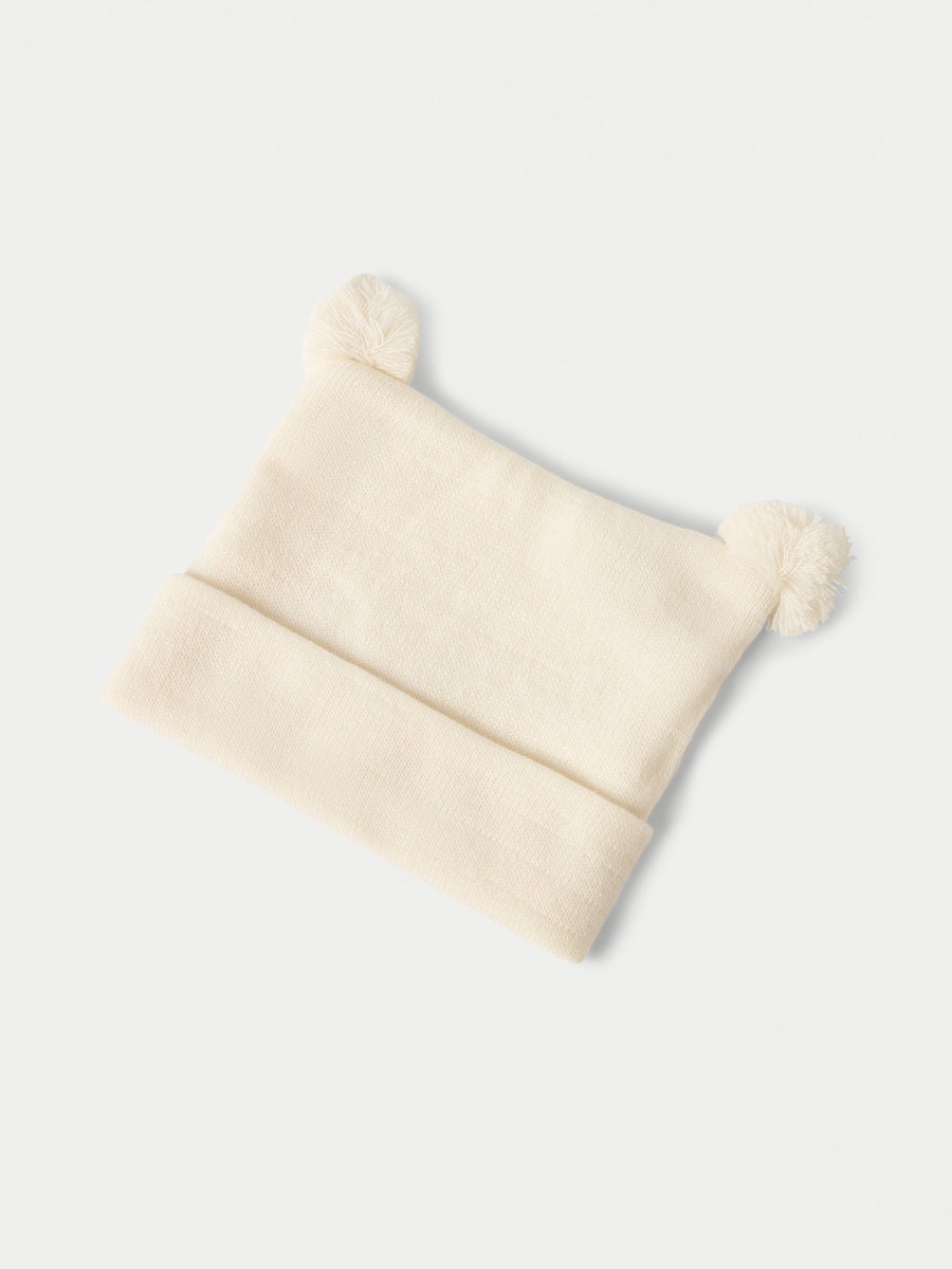 Solid Beanie Cap with Pom Pom Detail