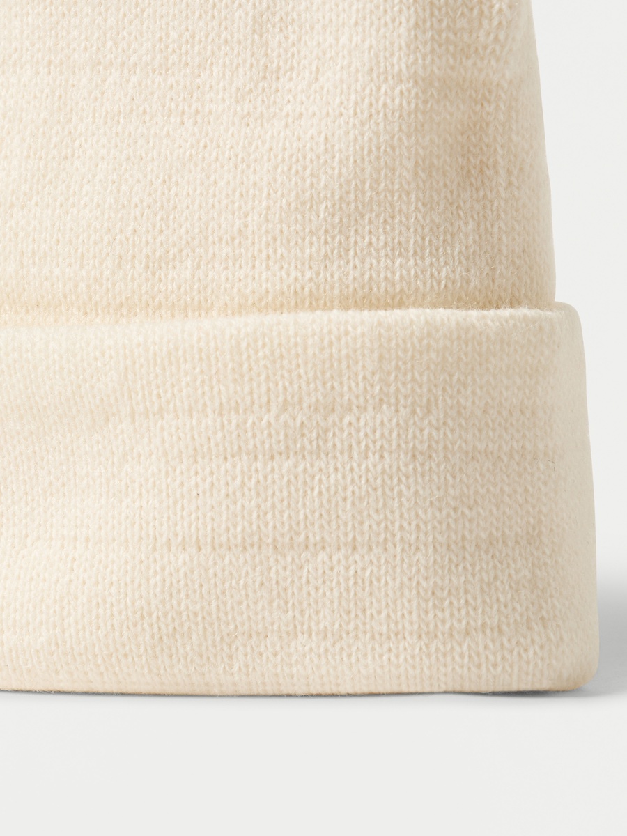 Solid Beanie Cap with Pom Pom Detail