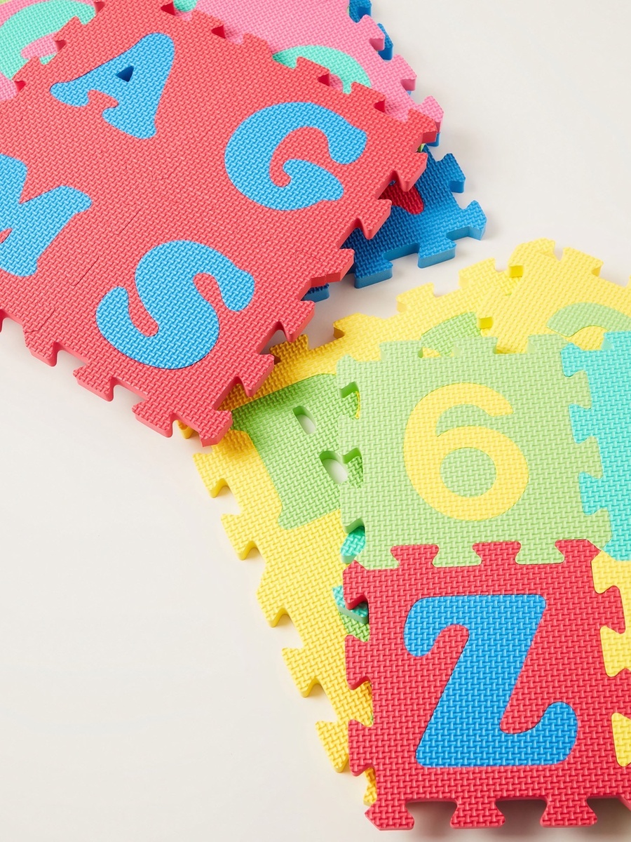 36-Pieces Alphabet and Number Puzzle Mat