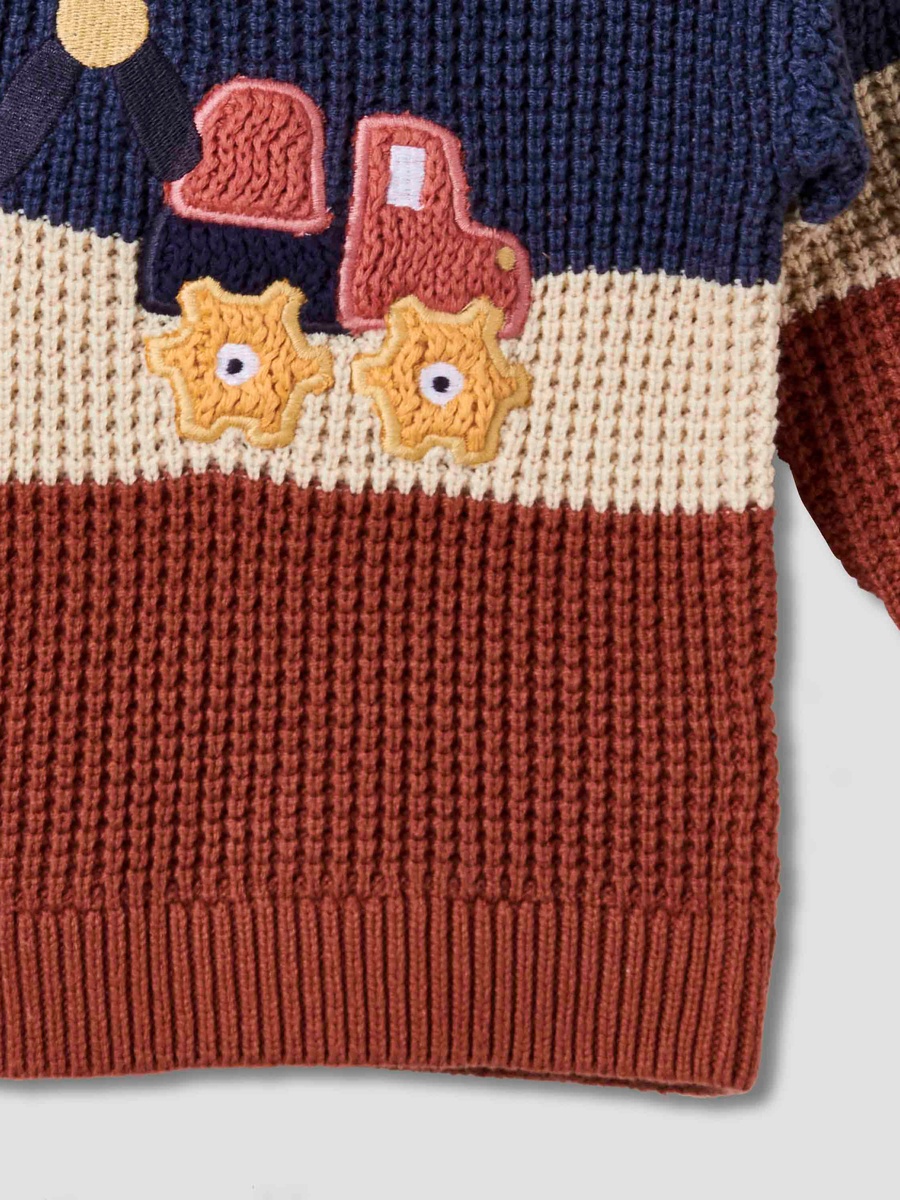 Embroidered Sweater with Long Sleeves