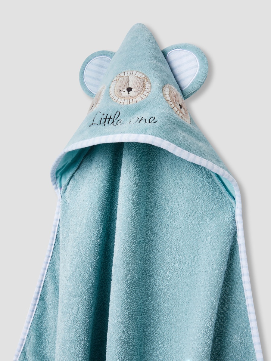 75x75 cm Baby Towel and Mitten with Lion Applique Detail