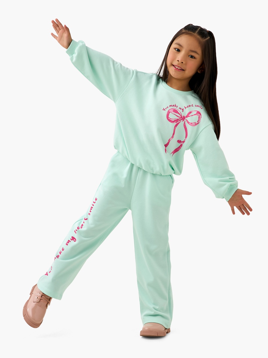 Bow Print Pullover with Long Sleeves