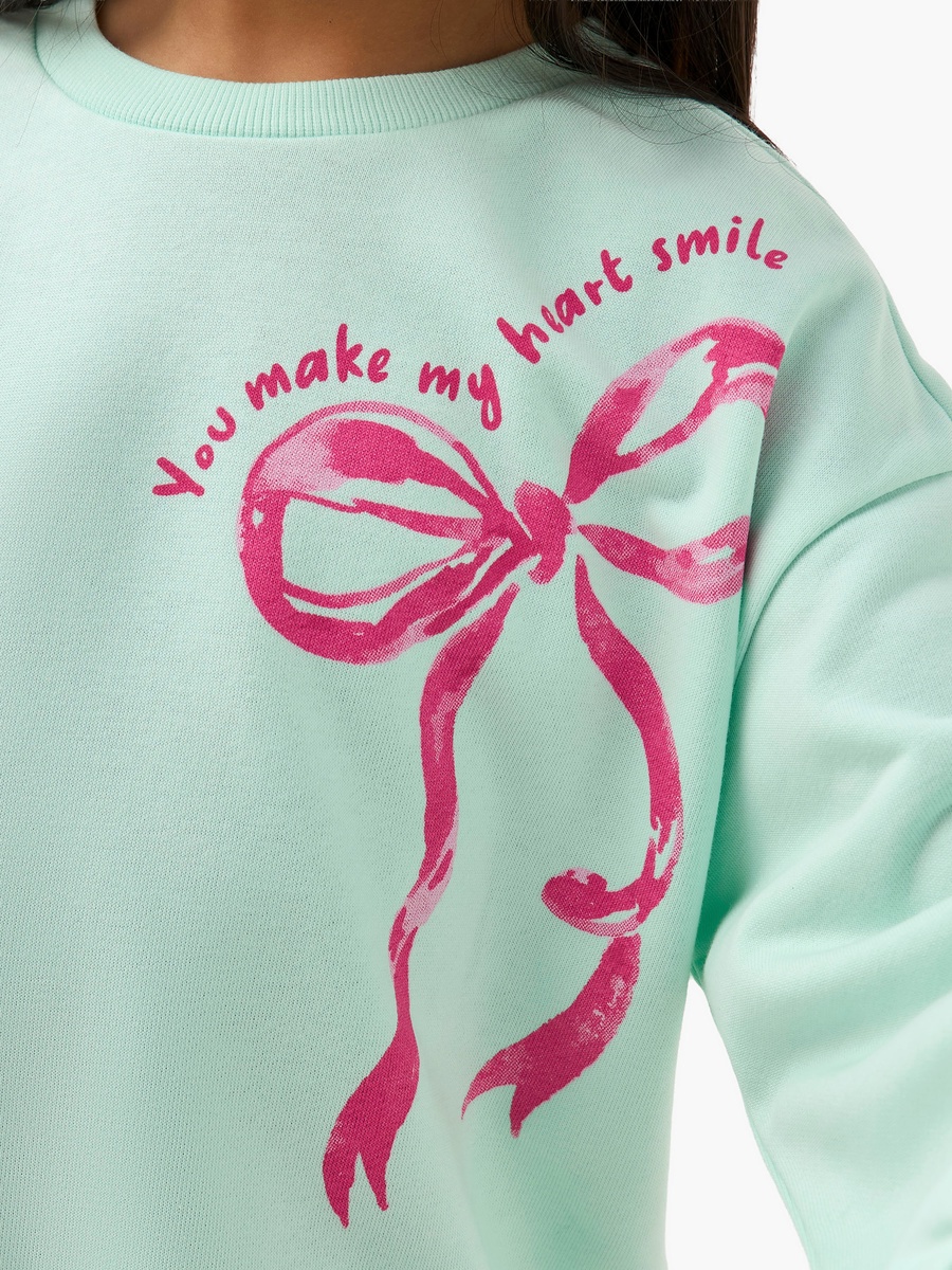 Bow Print Pullover with Long Sleeves