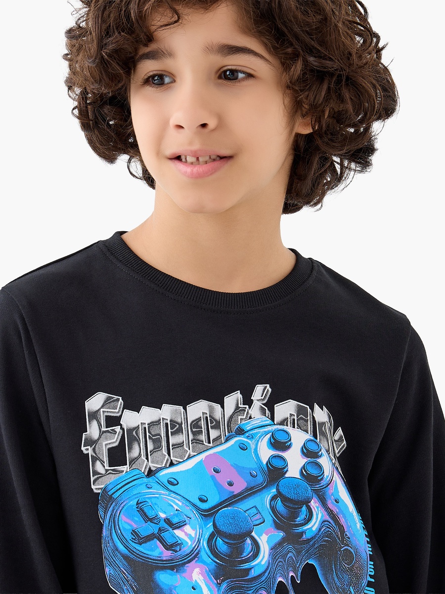 Gaming Print Sweatshirt with Long Sleeves