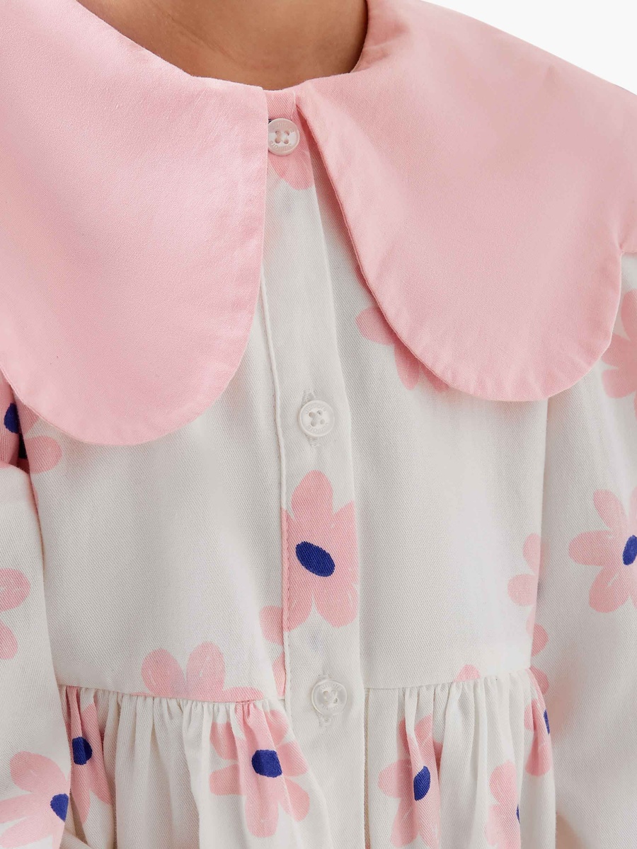 Peter Pan Collar Long Sleeves Knee Length Dress with Heart Print