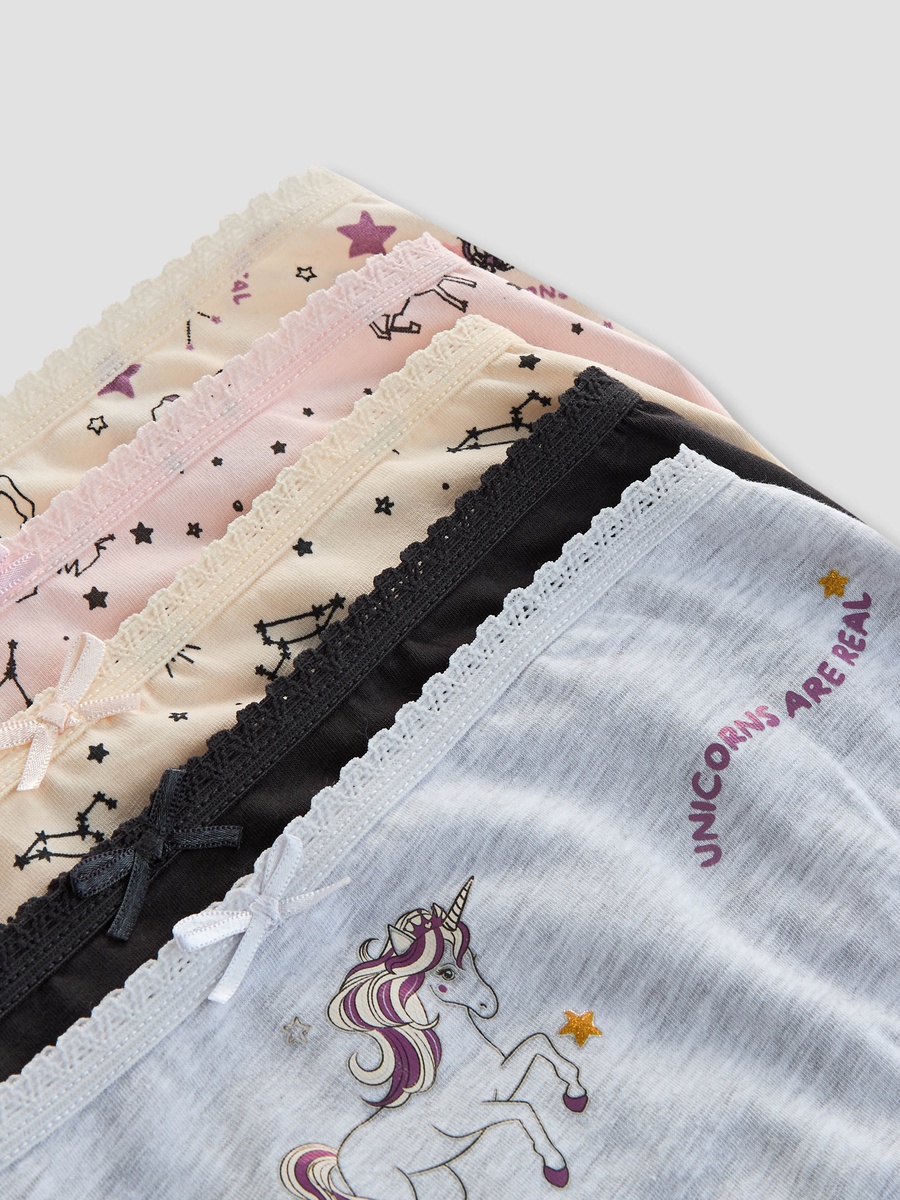 سراويل داخلية بطبعات متنوعة للبنات - طقم 5 قطع