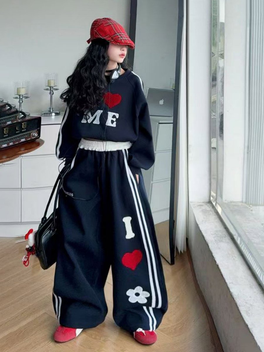 Girls Printed Raglan Sleeve Sweatshirt and Joggers Set