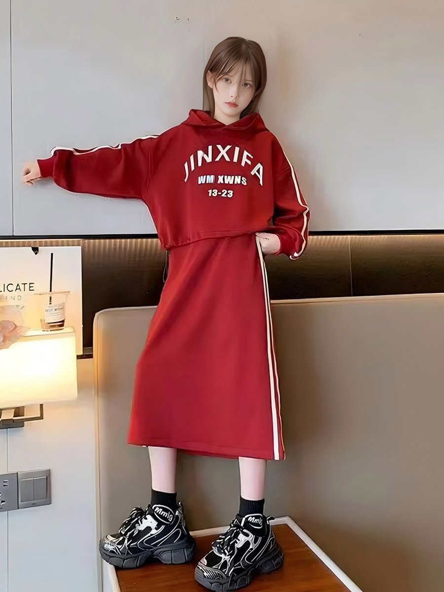 Girls Text Print Hoodie and Skirt Set