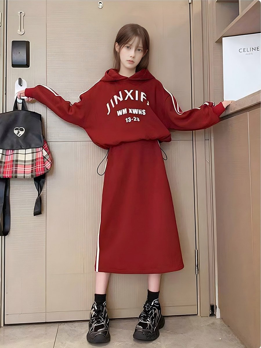 Girls Text Print Hoodie and Skirt Set