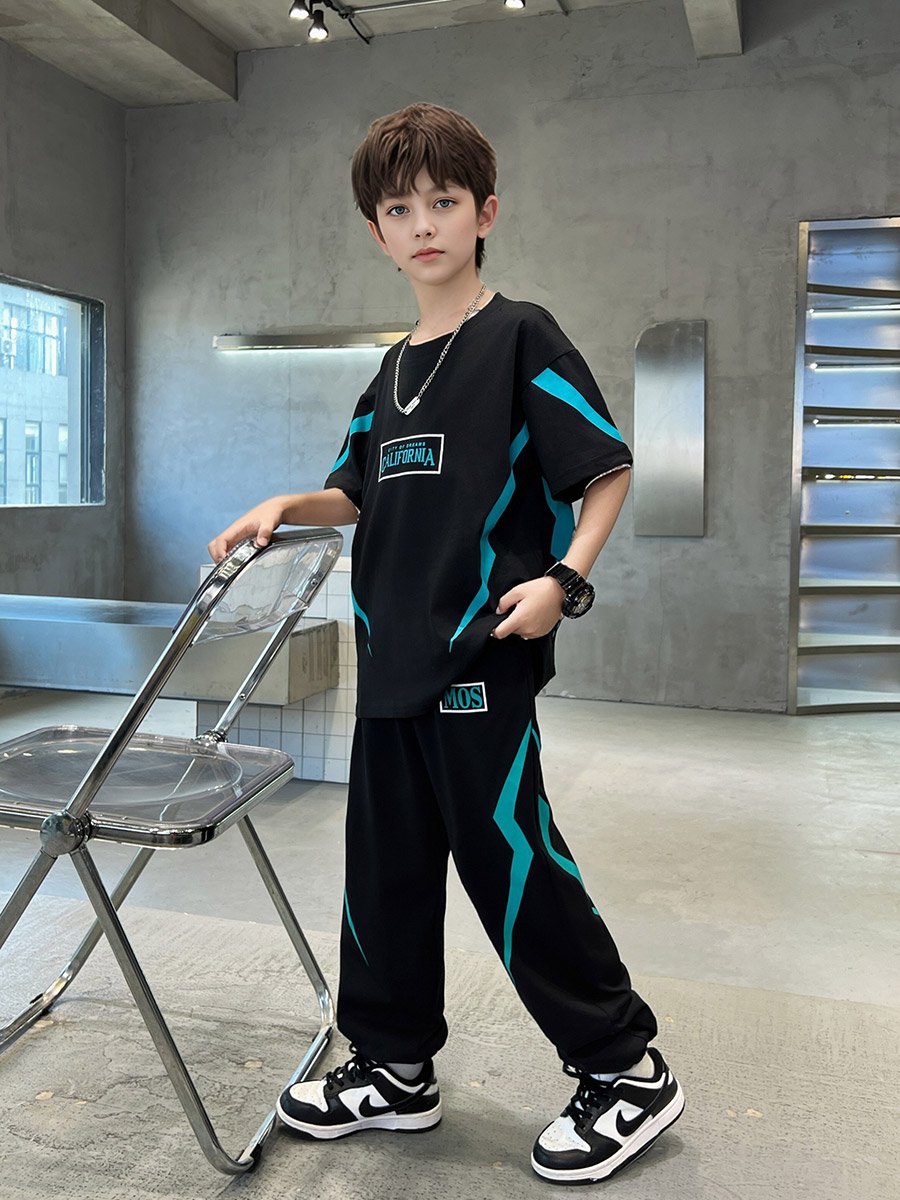 Boys Back Graphic Print T-Shirt and Joggers Set