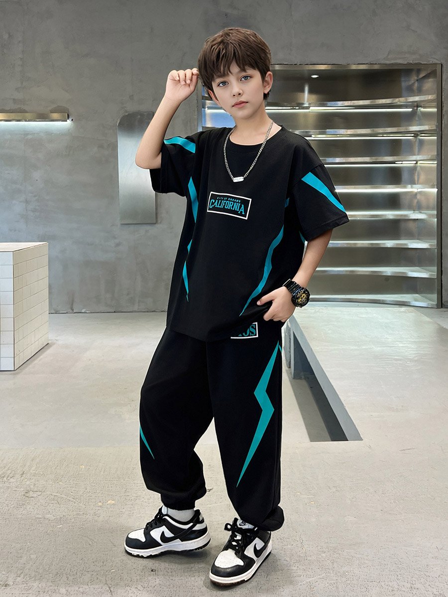 Boys Back Graphic Print T-Shirt and Joggers Set