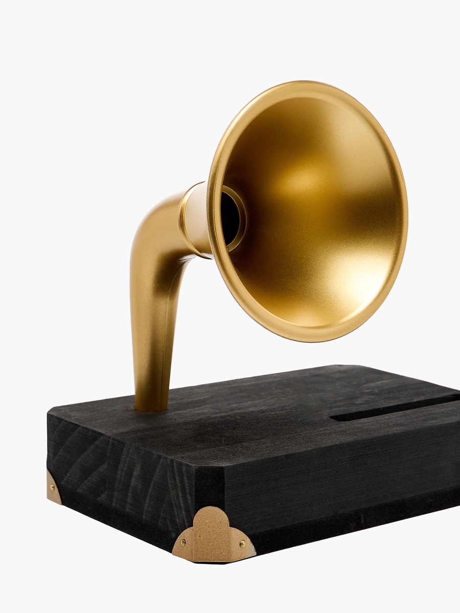 Wooden Amplifier Phone Stand
