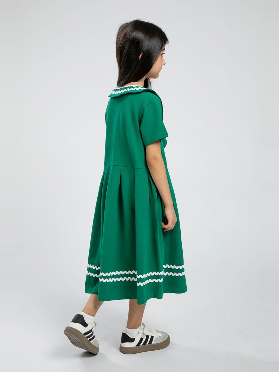 Dress with Wavy Trim and Bow Collar