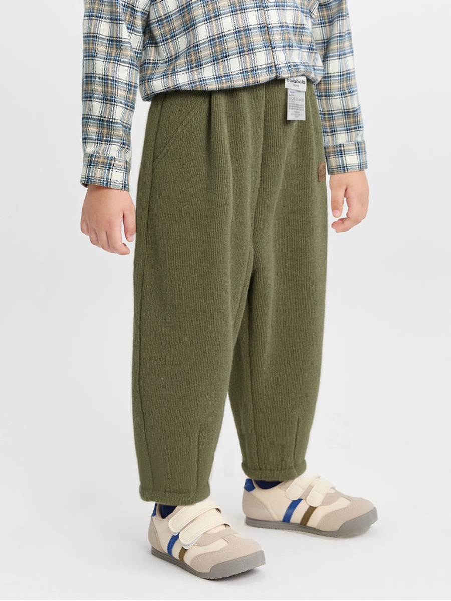 Ribbed Pants with Back Pocket and Patch
