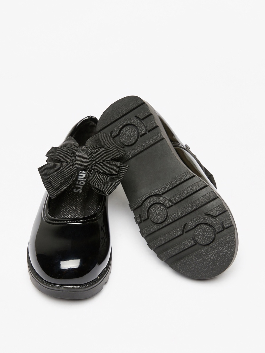Solid Mary Jane Shoes with Bow Accent
