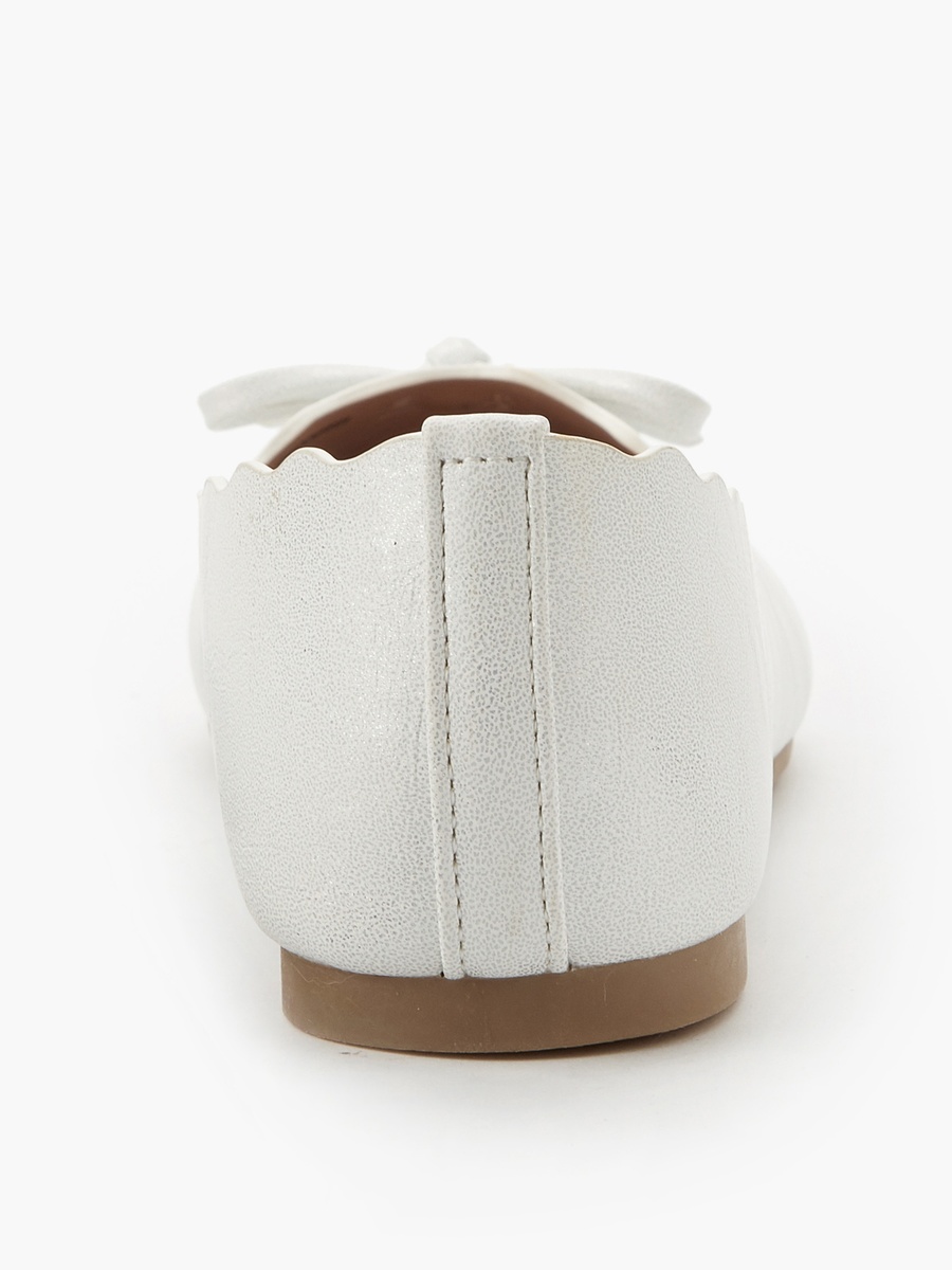 Scallop Trim Ballerina Shoes