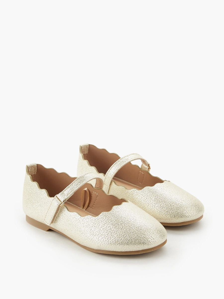 Scalloped Ballerina Shoes