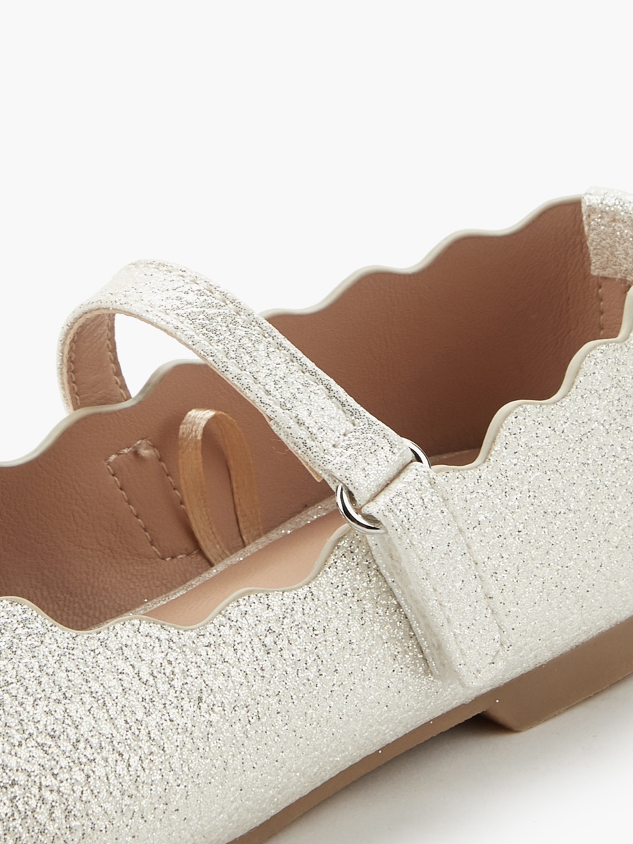 Scalloped Ballerina Shoes
