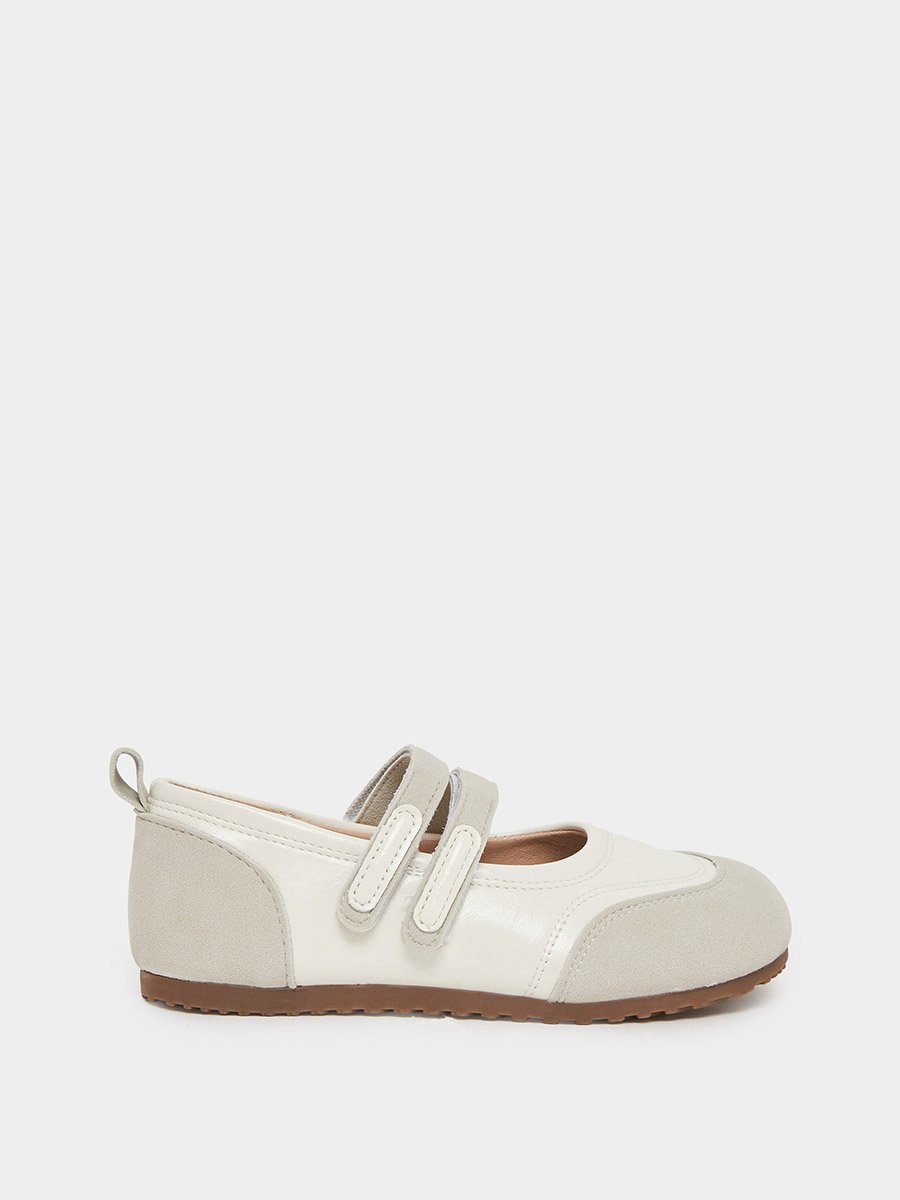 Girls White Flat Ballerinas