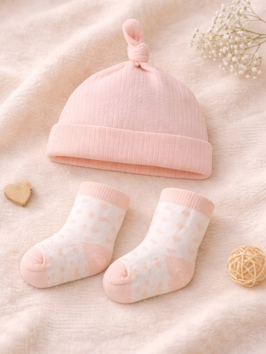 Ribbed Knit Cap and Polka Dot Socks Set