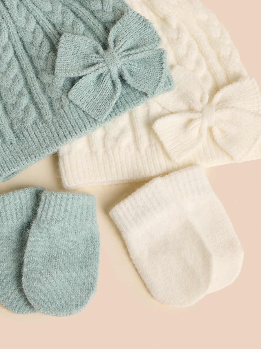 Textured 4-Piece Beanie and Mitten Set
